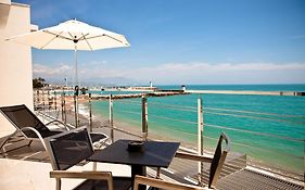 Hotel Villa Azur Villeneuve Loubet